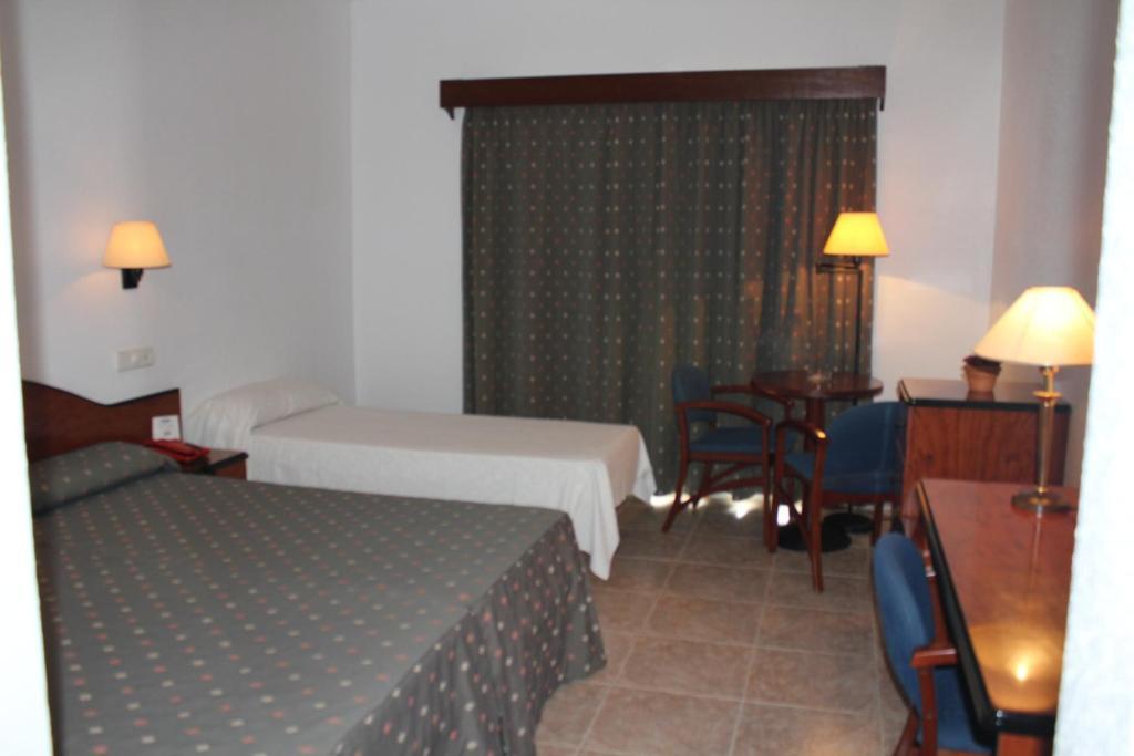 Hotel Rosa Dels Vents Sant Antoni De Calonge Room photo